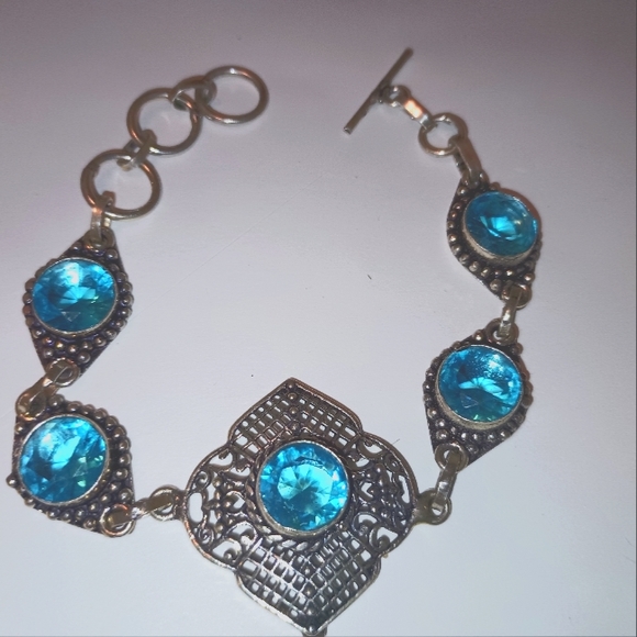 Blue Topaz Bracelet - Picture 1 of 3